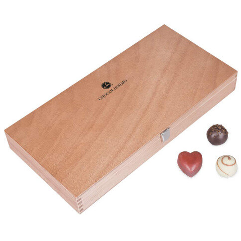 chocolate in wooden boxes, hand made pralines